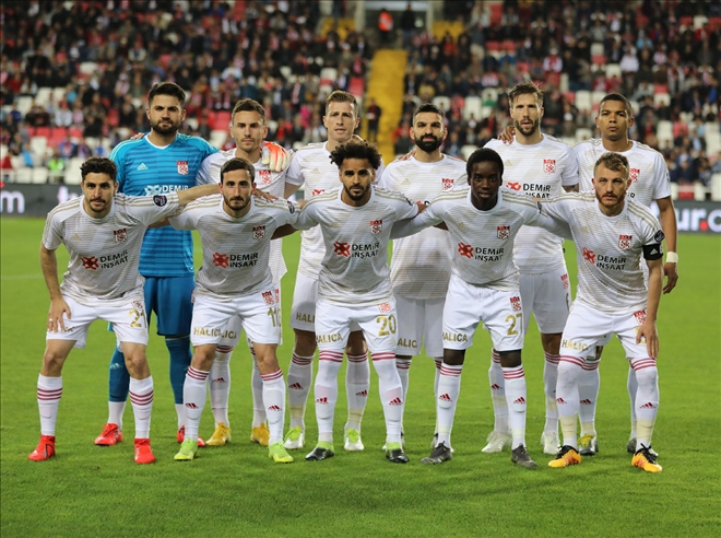 Sivasspor´dan 4 Futbolcu İçin Veda