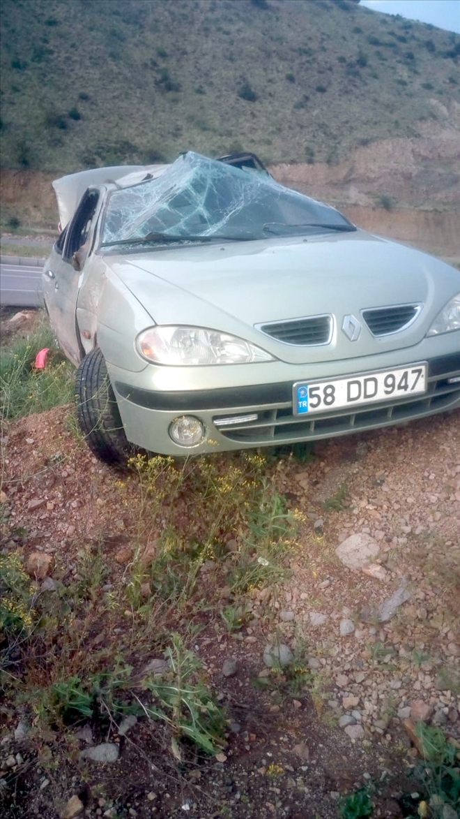 Otomobil Şarampole Uçtu