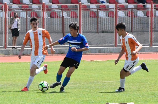 2 Takım Ligden Çekildi