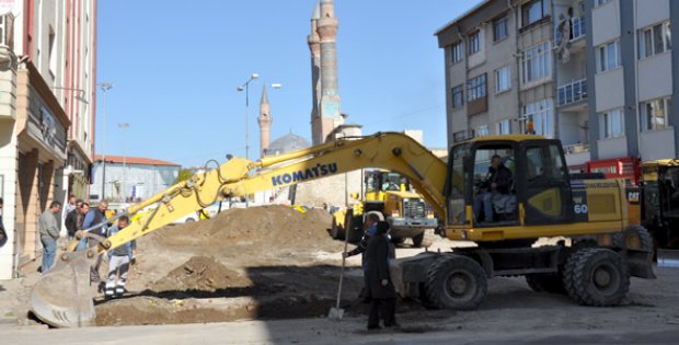 Taksi Durakları Modernize Ediliyor