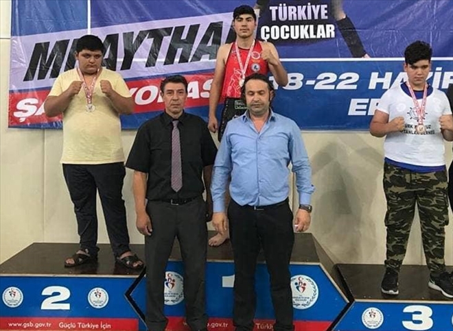 2 Altın, 1 Gümüş Madalya Kazandılar
