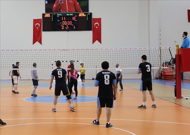 Sivaslı Hakemler Düdük Çalacak