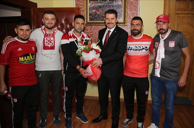 Taraftar Olmazsa Olmaz