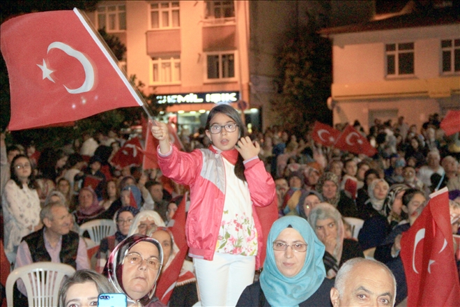  İLÇELERDE 15 TEMMUZ COŞKUSU 