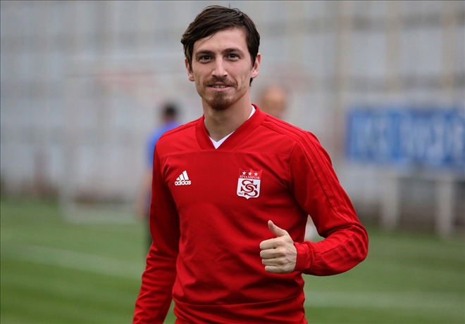 Mert Hakan´a Vize Yok!