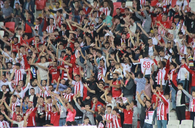 Misafir Tribünü 19,5 TL