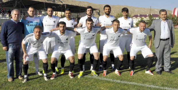 Zara Seriye Bağladı