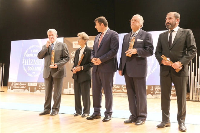 Toparlı´ya Ödül