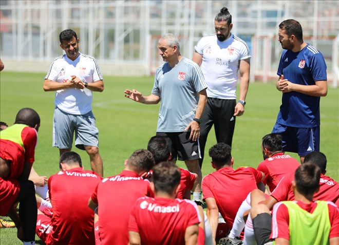 Çalımbay´dan Tatlı Sert Uyarı: Hata İstemiyorum