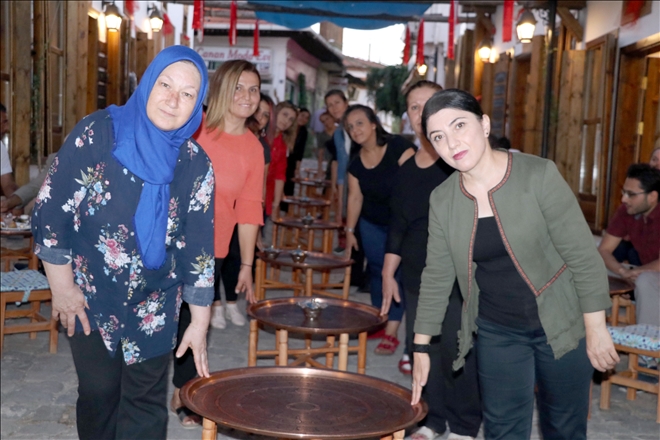 Yeminle İşe Başlıyorlar 