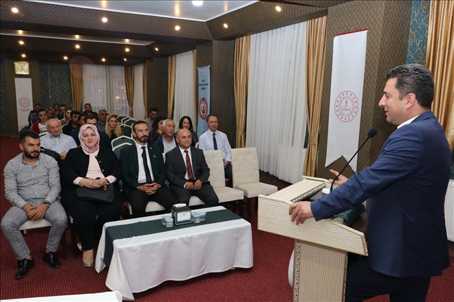 Hassasiyet Göstermeliyiz