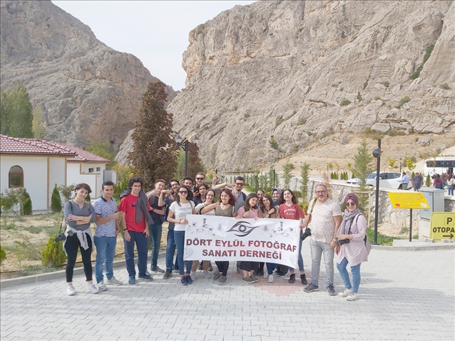 Fotoğraf Sevgisini  Aşılamayı İlke Edindik