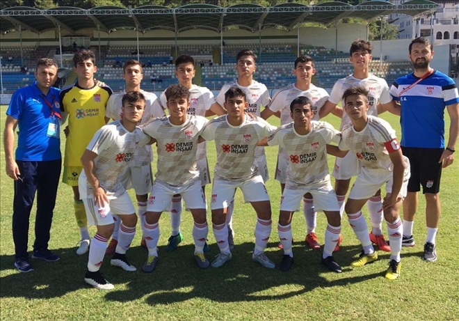 U17 Berabere Kaldı