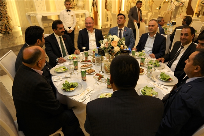 Büyüklere Saygı  Kırmızı Çizgimiz