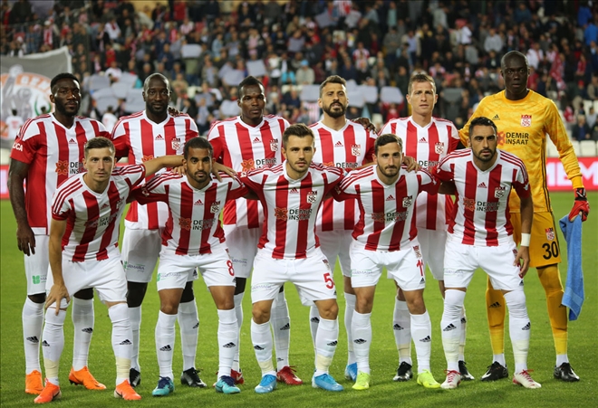 3 Futbolcu Sarı Kart Sınırında