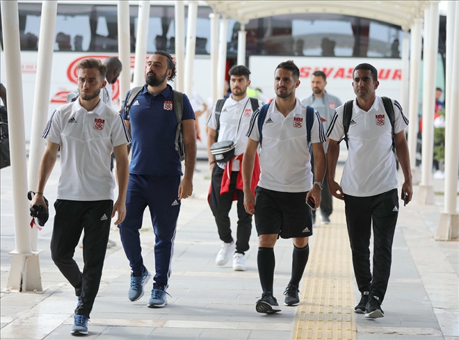Yiğidolar İstanbul´a Uçacak