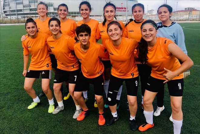 Kadınlarda Rakip Gazikentspor
