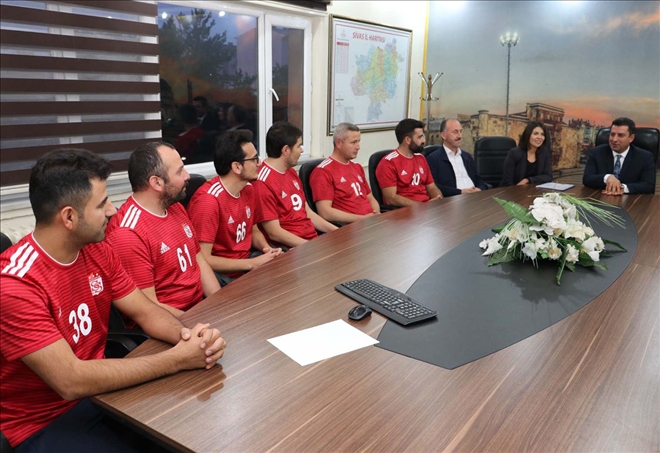 Savaşçı, Başarılar Diledi