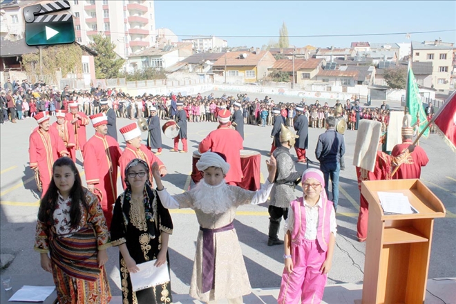 Kanuni Dualarla Anıldı--Video