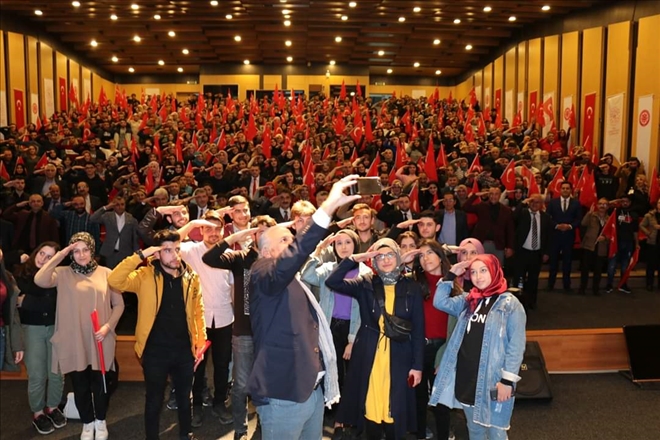 Türkiye Tarih Yazıyor
