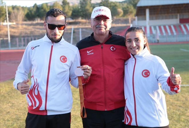 Akbulut Dünya 3.´Sü 