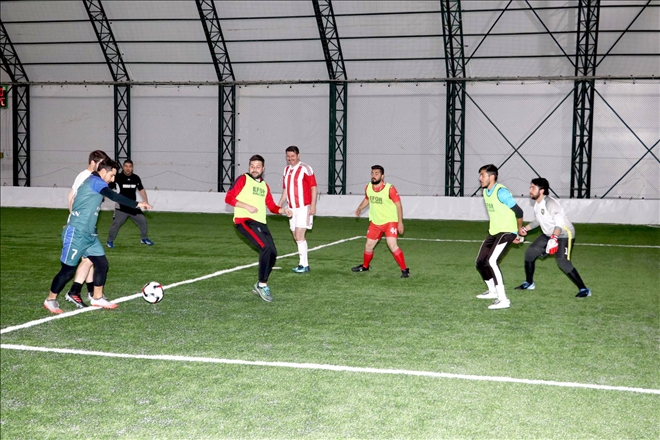 İl Protokolü İle Gazeteciler Maç Yaptı