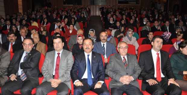 Öğretmenler, Sevgi ve Özverinin Simgesidir