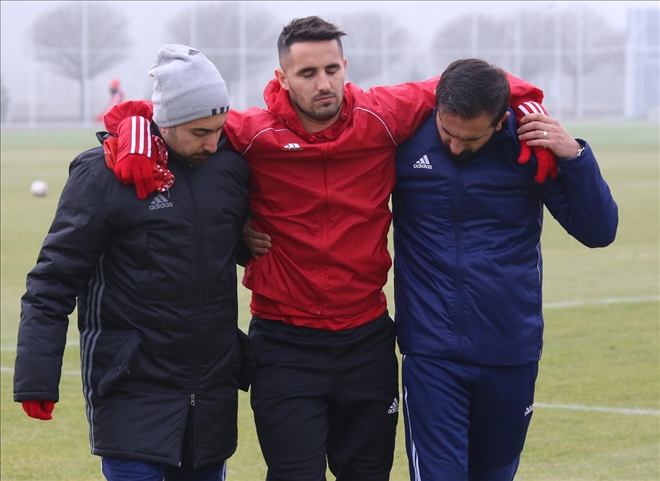 Hugo Vieira Sakatlandı!