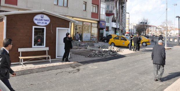 Örnek Taksi Durağı