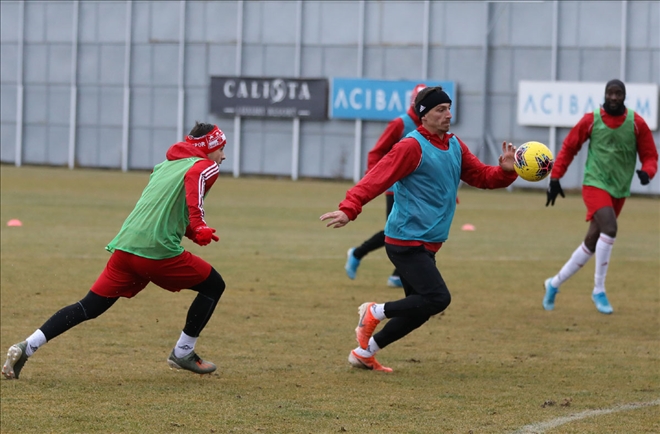 Göztepe Mesaisi Sürüyor