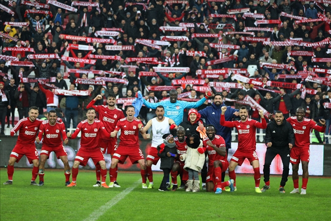Yiğidolar Gümbür Gümbür