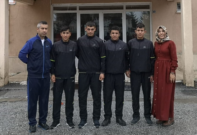 Güreşte Büyük Başarı 