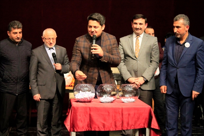 Namazla Buluşan  Gençleri Alkışlıyoruz