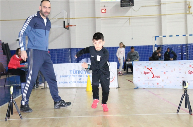 521 Öğrenci Tarandı