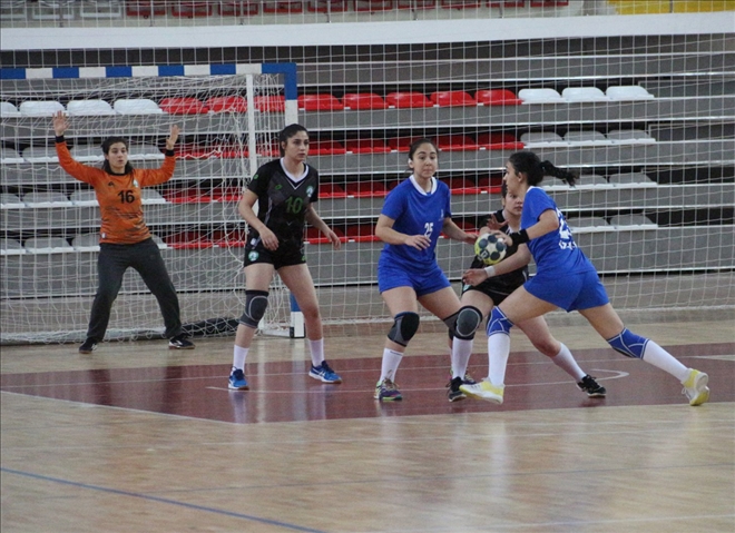 Hentbol Takımı Yenilgiyle Döndü