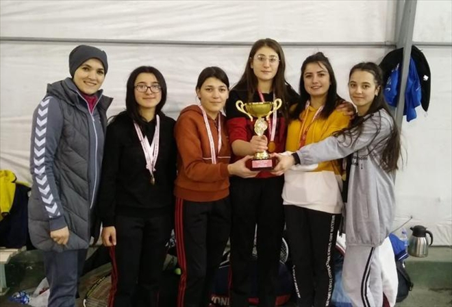 Teniste Şampiyonlar Belli Oldu