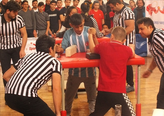 Sağlam Bilekler Belli Olacak