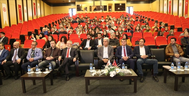 Seminer Günlerinde Bir Araya Geldiler