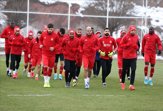Cimbom Mesaisi Başlıyor