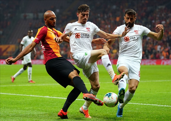 Zirve Mücadelesini İzlemek 43 TL!