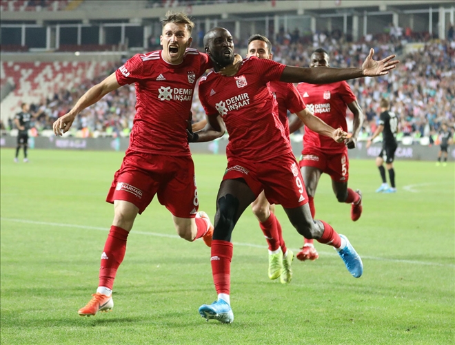 Yiğidolar Sahasında Yenilmiyor