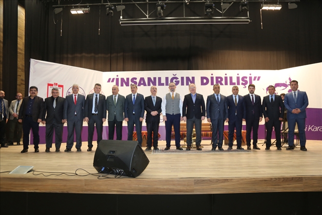 Şair Karakoç´un Hayatını Anlattı