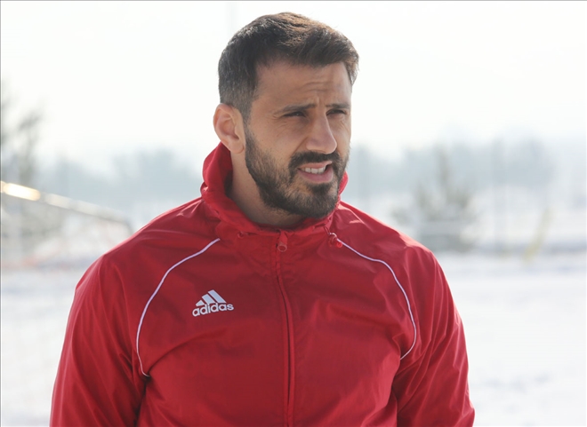Caner, Milli Takım İçin Umutlu--Video