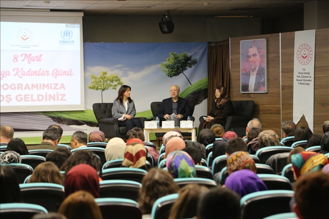 İslam´da Kadının  Önemi Anlatıldı