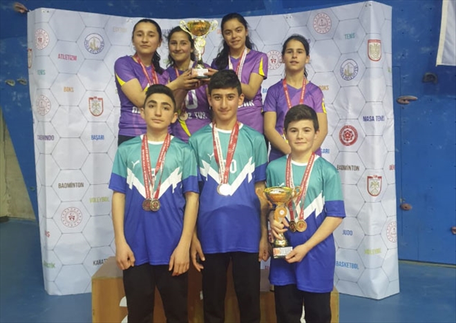 Spor Tırmanışına Kayadibi Damgası