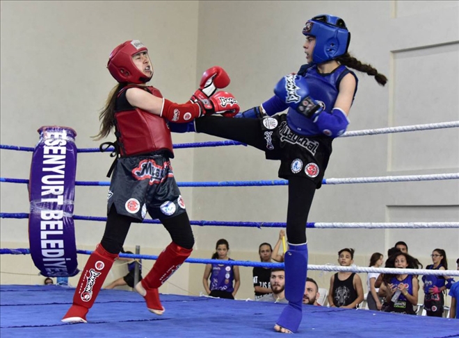 Muay Thai Rüzgarı Esecek