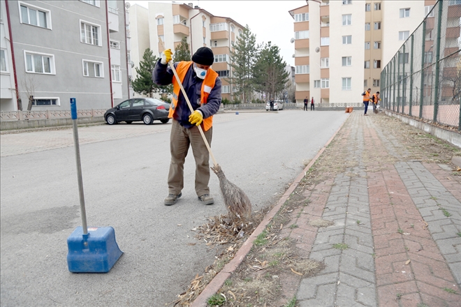 Bahar Temizliği  Aralıksız Sürüyor