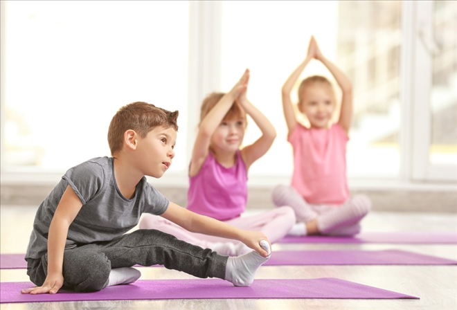 Çocuklar Evde Spor Yapsın