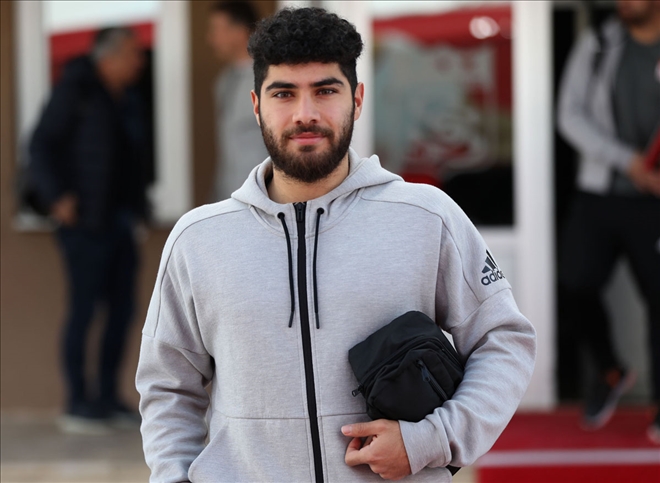 Sivasspor´da 3 Futbolcuya Sokağa Çıkma Yasağı!