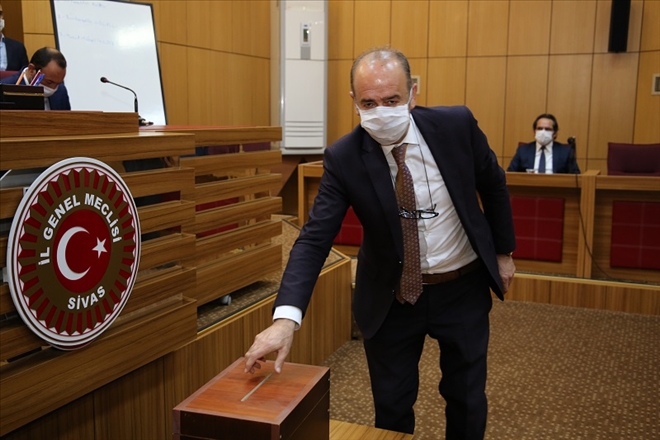 Yerel Parlamento  Olağanüstü Toplandı
